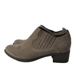 Blondo Women's Shoes Maddox Waterproof Western Nubuck Bootie size 7M